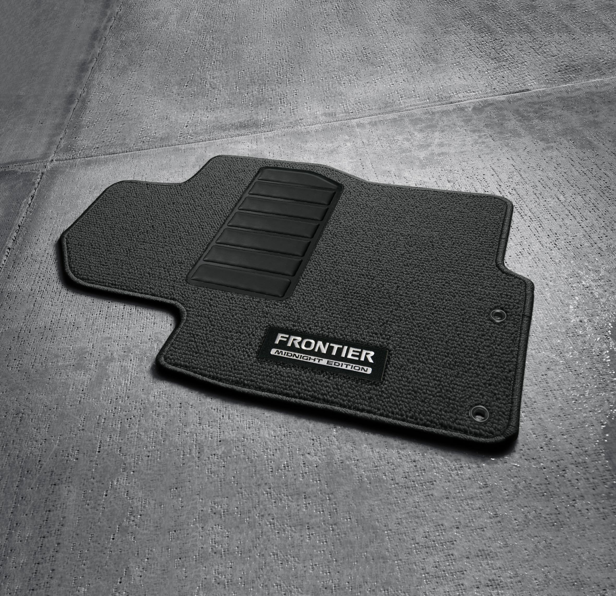 Nissan Frontier Floor Mats, Carpeted, Crew Cab Midnight Edition